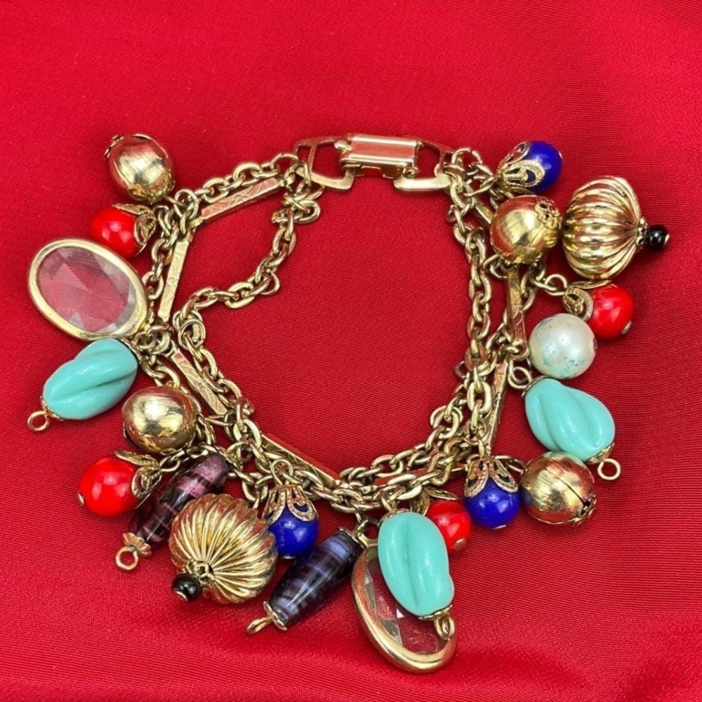 Vintage Gold Tone Multi Strand Colorful Bead and Glass Charm‎ Bracelet 7.5 Inch